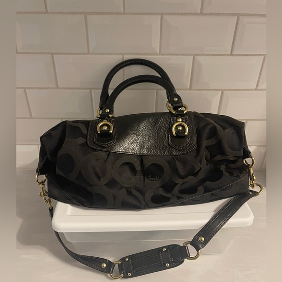 Coach Ashley Signature Satchel Gold Hardware - Picture 2 of 7